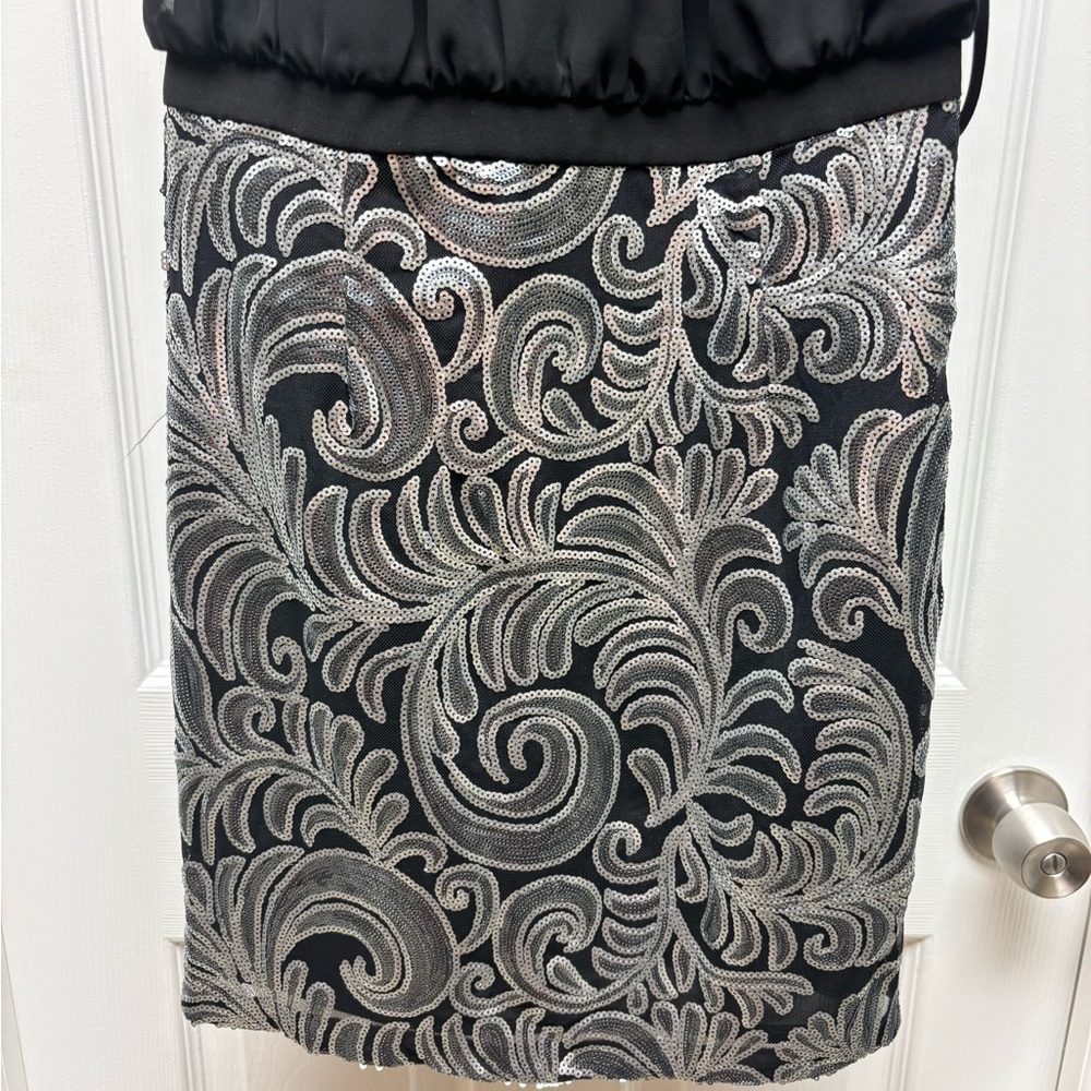 Laundry by Shelli Segal Black & Silver Sequin Dress – Size 4 - Picture 3 of 7